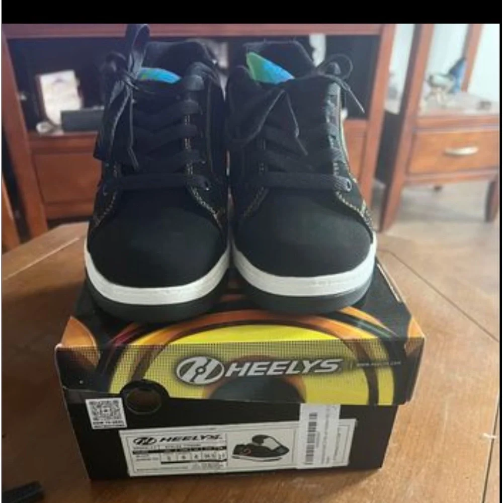 Heelys - Picture 1 of 6